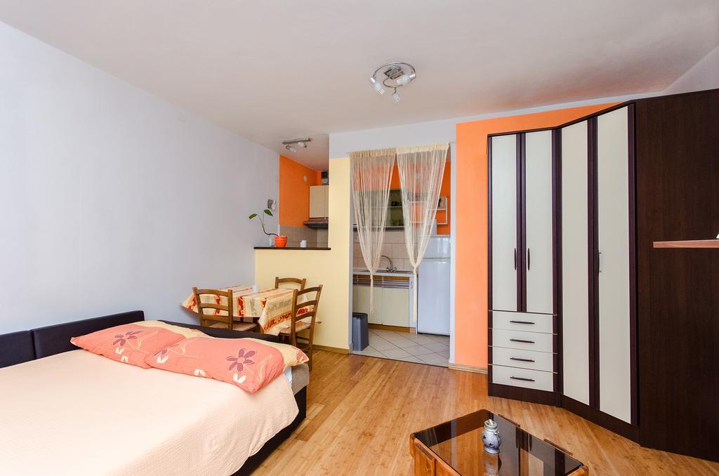 Apartments Jadrana Novi Vinodolski Zewnętrze zdjęcie